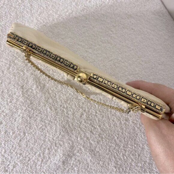 Vintage Cream Leather Mini Purse Clutch Wristlet - Picture 4 of 14